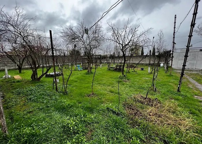 Chateau Sukaj 别墅 *