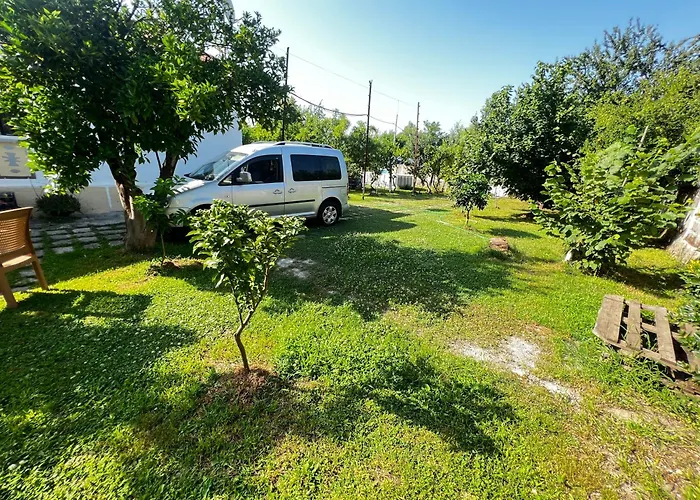 别墅 Chateau Sukaj *