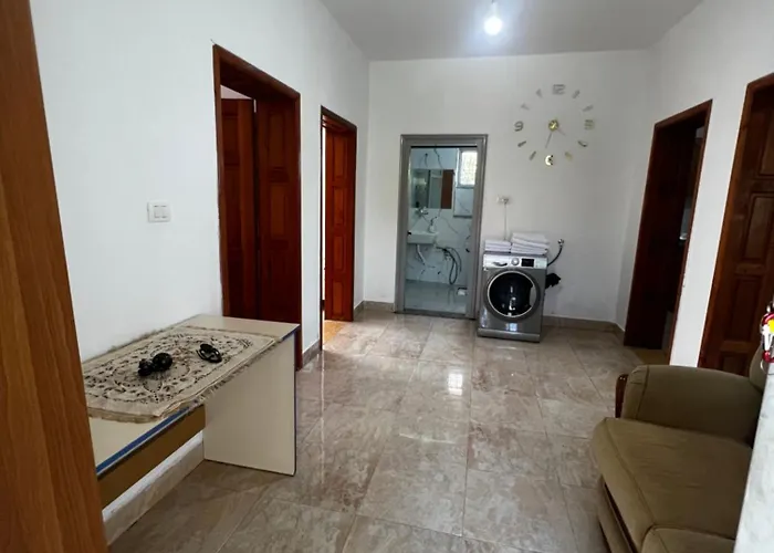 Chateau Sukaj Laknas